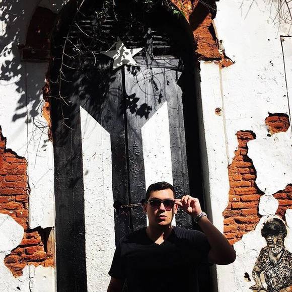 Meet your Posher, Telmo - Picture 1 of 1